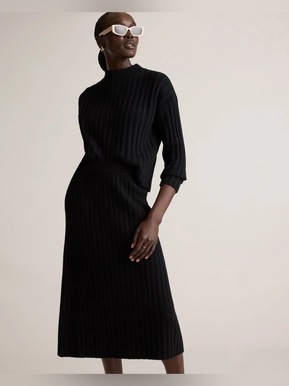 Quince Women's Ribbed Mongolian Cashmere Midi Skirt black